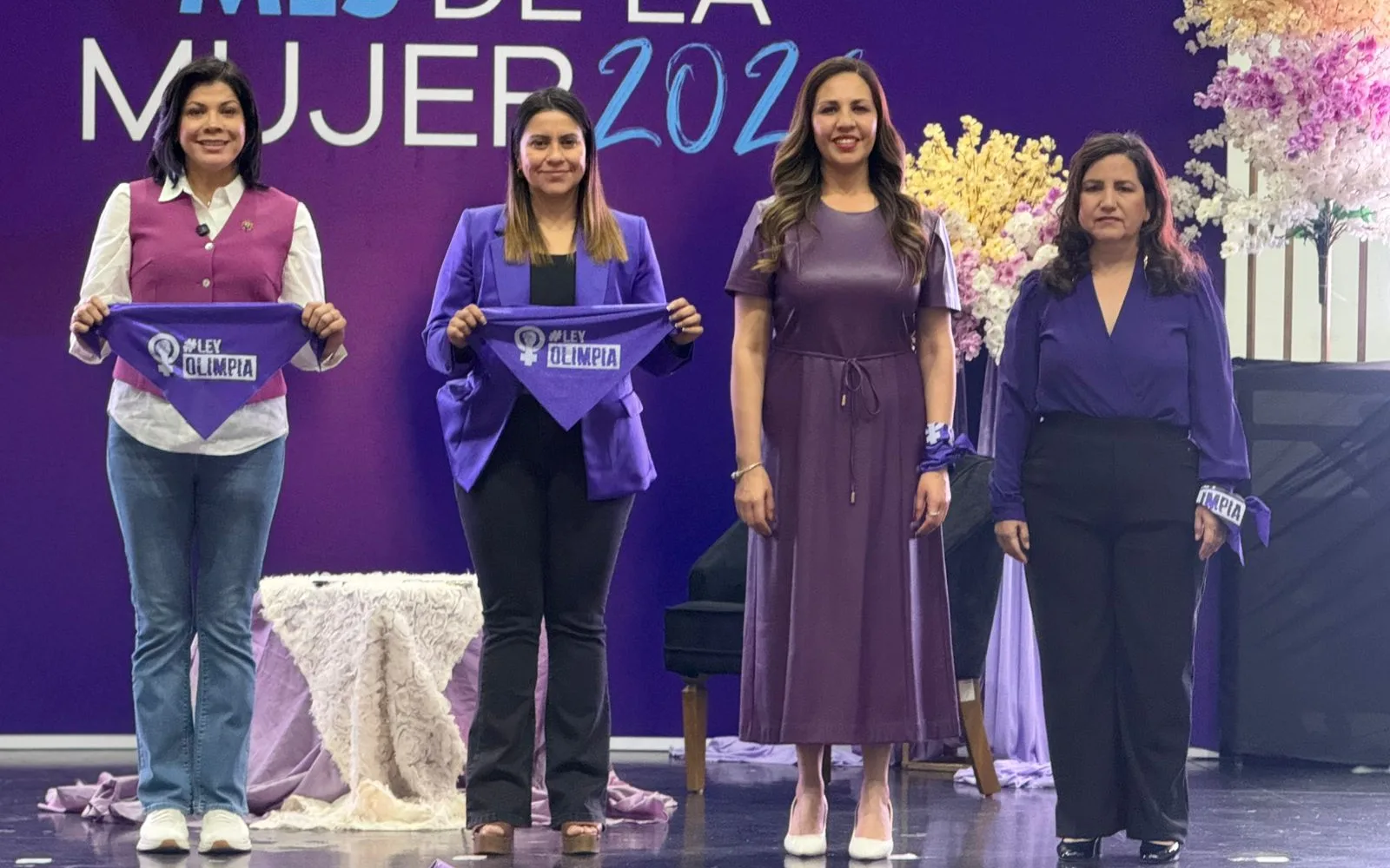 OLIMPIA CORAL DA MENSAJE CONTUNDENTE A MUJERES SILAOENSES: NO A LA VIOLENCIA DIGITAL