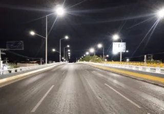 MÁS SEGURIDAD Y MEJOR ILUMINACIÓN, LEÓN CONTINÚA RENOVANDO SU ALUMBRADO PÚBLICO