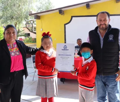 Reconocen a primaria de Dolores Hidalgo por avance ejemplar en Español y Matemáticas