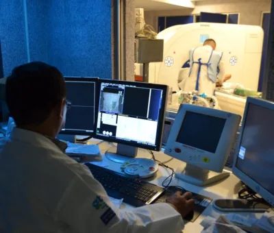 SSG asegura atención médica y el abasto de medicamentos en una red estatal de servicios