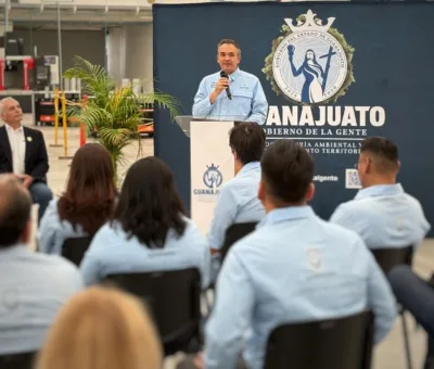 Procuraduría Ambiental entrega Distintivos Buenas Prácticas Ambientales a IECA