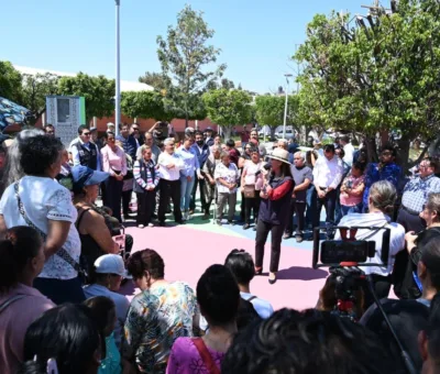 DISFRUTAN IRAPUATENSES DE PARQUE REHABILITADO EN EL MERCADO BENITO JUÁREZ