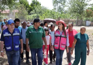 Limpian, reforestan e iluminan las comunidades de Medranos y Mezquite de Chávez