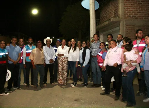 Iluminan Lucero de Ramales