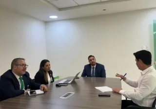 El Presidente Municipal gestiona atención al tema de falla de energía eléctrica en Manuel Doblado ante Comisión Federal de Electricidad.