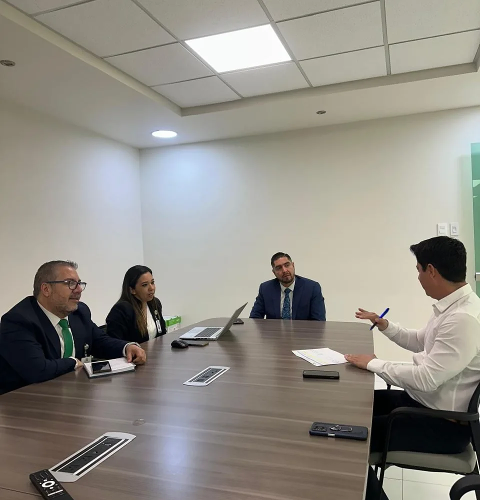 El Presidente Municipal gestiona atención al tema de falla de energía eléctrica en Manuel Doblado ante Comisión Federal de Electricidad.