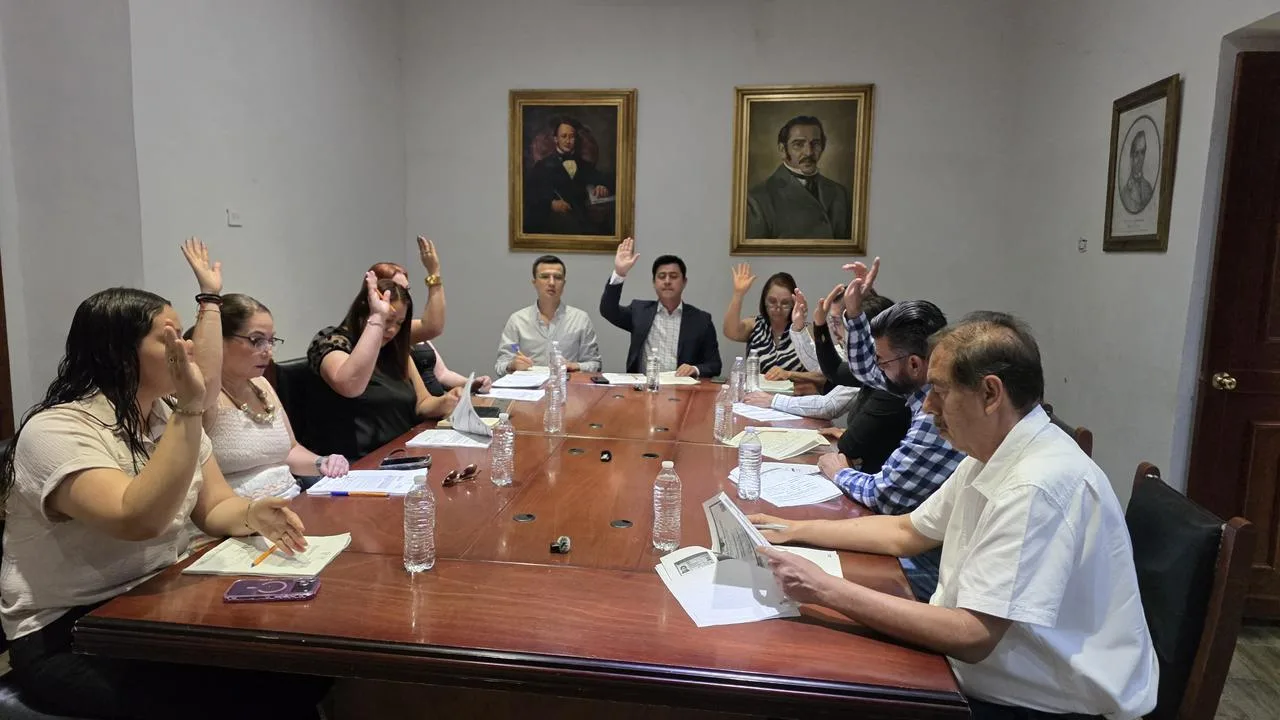 Aprueban Apoyos Económicos por más de 1 millón y medio de pesos para ciudadanos dobladenses