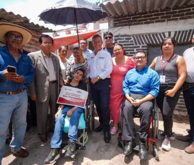 Entrega el presidente municipal Juan Miguel Ramírez  cuarto de baño inclusivo en la comunidad de Camargo