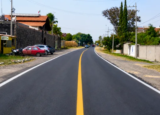 Invierte SOP 12.8 MDP para dar mantenimiento a la carretera acceso a Juan Martín, en Celaya