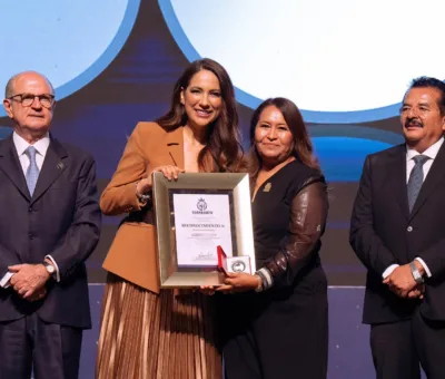  Reconoce Libia Dennise la excelencia docente en el Día de la Maestra y el Maestro 2026