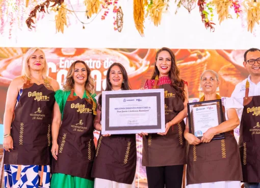Reconoce Libia Dennise legado familiar culinario en la 14ª Edición del Encuentro de Cocina Tradicional de Guanajuato