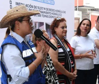 AVANZA MODERNIZACIÓN DE LA RED DE AGUA EN LA COLONIA LAS REYNAS