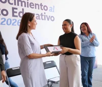 IMPULSAN TALENTO DE JUVENTUDES IRAPUATENSES CON ENTREGA DE EQUIPOS TECNOLÓGICOS  