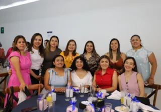 Celebra CECyTEG el Día de las Madres