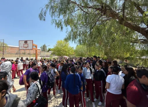 Dobladenses se integran a evacuación por simulacro ante situaciones de emergencia