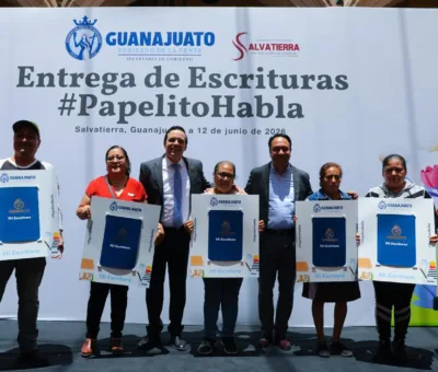 PAPELITO HABLA, GOBIERNO DE LA GENTE BRINDA CERTEZA Y TRANQUILIDAD A FAMILIAS DE SALVATIERRA