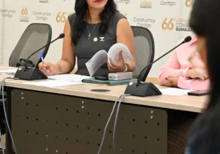 Analizan iniciativas del PAN y PRD que fortalecen la atención integral de las mujeres