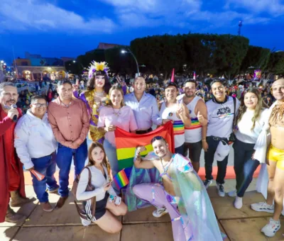 CONSOLIDAD MAURICIO ESTEFANÍA UN CORTAZAR INCLUYENTE CON LA SEGUNDA MARCHA DEL ORGULLO