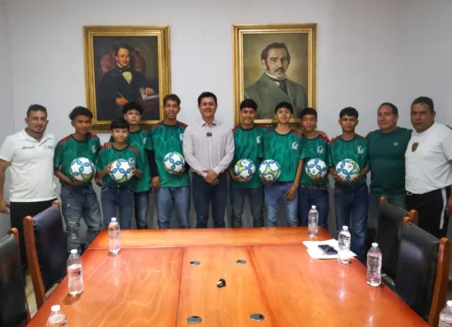 Reconocen el talento deportivo en Manuel Doblado