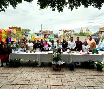 IMPULSA MAURICIO ESTEFANÍA EL RESCATE DE TRADICIONES Y EL EMPRENDIMIENTO: SE GRADÚAN 36 CORTAZARENSES EN TALLER DE PLANTAS MEDICINALES